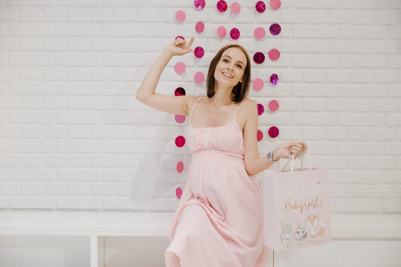 Moda pentru gravide – Cum să fii trendy și confortabilă în același timp!